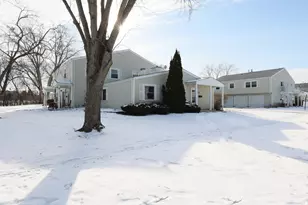 195 Mary Ct, Bartlett, IL 60103 - Photo 16