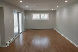 9536 S Kenneth Ave, Oak Lawn, IL 60453 - Photo 8