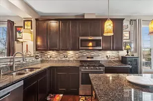 6540 Lilac Blvd, Hanover Park, IL 60133 - Photo 8