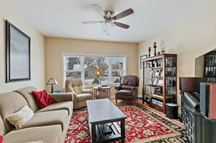 227 2nd St, Crystal Lake, IL 60014 - Photo 6