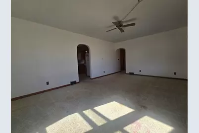 151 E Park Street, Chebanse, IL 60922 - Photo 4