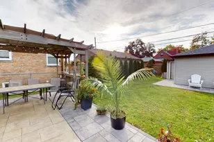 8206 Keeler Ave, Skokie, IL 60076 - Photo 28