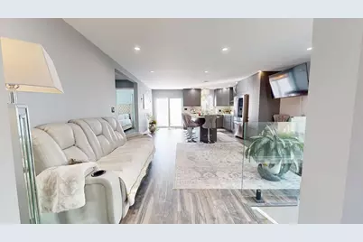 8206 Keeler Avenue, Skokie, IL 60076 - Photo 4