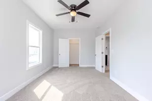 305 Chestnut St, Hudson, IL 61748 - Photo 18