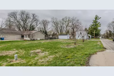 305 Chestnut Street, Hudson, IL 61748 - Photo 24