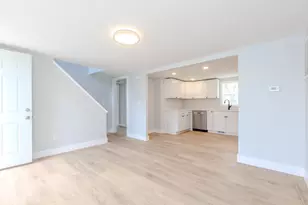 305 Chestnut St, Hudson, IL 61748 - Photo 4