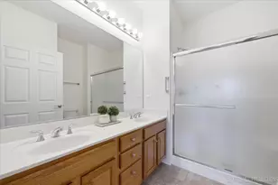 869 Cambridge Dr, Batavia, IL 60510 - Photo 12