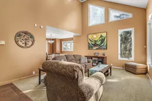 7447 Stacy Ct, Roscoe, IL 61073 - Photo 4