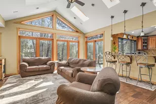 7447 Stacy Ct, Roscoe, IL 61073 - Photo 8