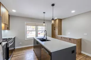 1096 Beechwood Rd, Buffalo Grove, IL 60089 - Photo 12