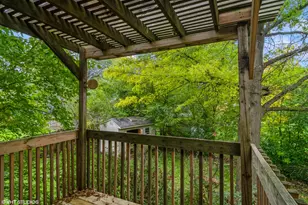 101 Springhill Dr, Bolingbrook, IL 60440 - Photo 16