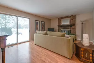 455 Chicory Ln, Buffalo Grove, IL 60089 - Photo 16