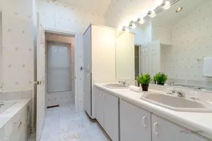 455 Chicory Ln, Buffalo Grove, IL 60089 - Photo 22