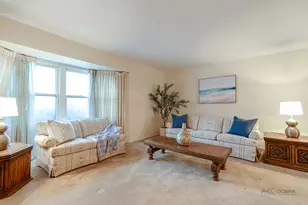 455 Chicory Ln, Buffalo Grove, IL 60089 - Photo 6