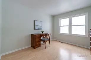 455 Chicory Ln, Buffalo Grove, IL 60089 - Photo 24