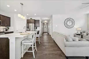 1639 Rochester Rd, Pingree Grove, IL 60140 - Photo 6