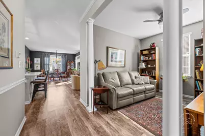 320 Sussex Lane, North Aurora, IL 60542 - Photo 4