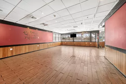 9850 Milwaukee Avenue, Glenview, IL 60025 - Photo 6