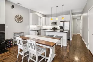 1054 N Hermitage Ave, Chicago, IL 60622 - Photo 8