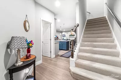 468 Watercress Drive, Aurora, IL 60504 - Photo 2