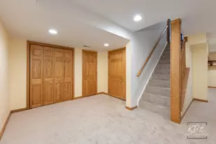 1512 Harbourtowne Pl, Naperville, IL 60564 - Photo 26