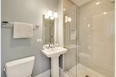 1428 W George Street, Chicago, IL 60657 - Photo 38