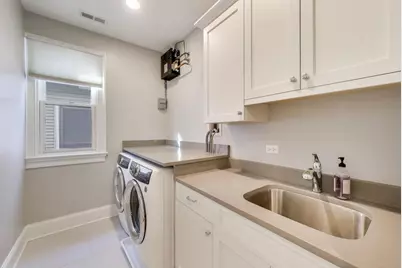 1428 W George Street, Chicago, IL 60657 - Photo 32