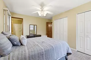 1503 Amherst Dr, Schaumburg, IL 60194 - Photo 20