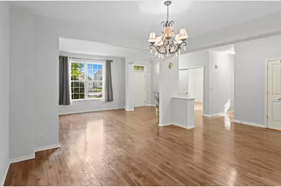 1534 S Falcon Drive, Libertyville, IL 60048 - Photo 6