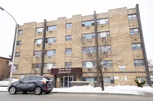 7854 S South Shore Dr, Chicago, IL 60649 - Photo 1