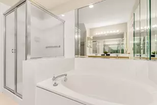 741 Old Creek Ct, Elk Grove Village, IL 60007 - Photo 18