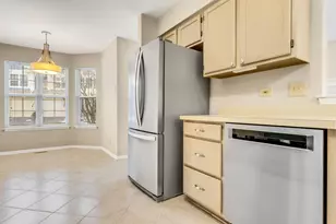 741 Old Creek Ct, Elk Grove Village, IL 60007 - Photo 12