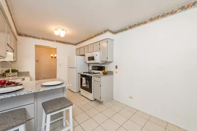 1367 Stratford Drive #1D, Gurnee, IL 60031 - Photo 6
