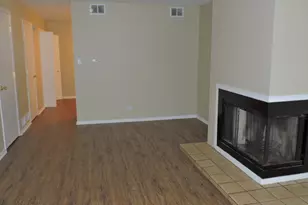 17404 W Walnut Ln, Gurnee, IL 60031 - Photo 4