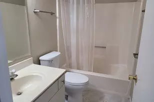 17404 W Walnut Ln, Gurnee, IL 60031 - Photo 10