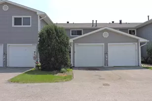 17404 W Walnut Ln, Gurnee, IL 60031 - Photo 1