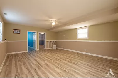7319 W 58th Place, Summit, IL 60501 - Photo 18