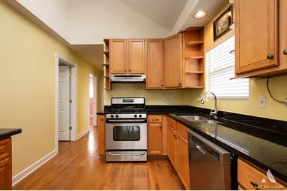 7319 W 58th Place, Summit, IL 60501 - Photo 8