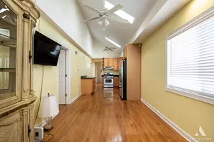 7319 W 58th Pl, Summit, IL 60501 - Photo 10