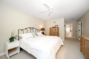 [Address not provided], Glen Ellyn, IL 60137 - Photo 26