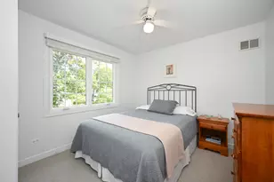 [Address not provided], Glen Ellyn, IL 60137 - Photo 28