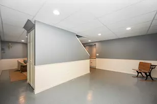 [Address not provided], Glen Ellyn, IL 60137 - Photo 34