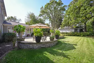 [Address not provided], Glen Ellyn, IL 60137 - Photo 38