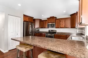 674 Boathouse Rd, Pingree Grove, IL 60140 - Photo 12