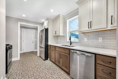 11 E 3rd Street, El Paso, IL 61738 - Photo 4