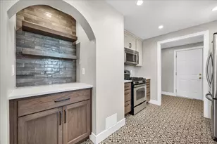 11 E 3rd St, El Paso, IL 61738 - Photo 6