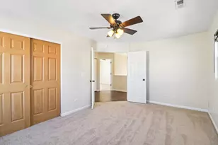 914 Greenleaf Dr, Joliet, IL 60436 - Photo 16