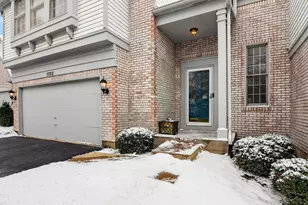 1723 Napoleon Dr, Naperville, IL 60565 - Photo 2