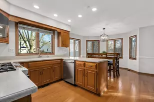 [Address not provided], La Grange, IL 60525 - Photo 14