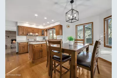 [Address not provided], La Grange, IL 60525 - Photo 10